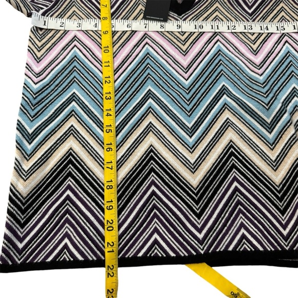 MINNIE ROSE Women's Chevron Cropped V Neck Pullover In Multi combo NEW - Picture 4 of 6